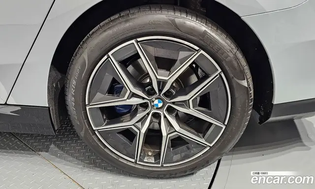 BMW 5 серия 2026 2.0 автомат (гидро), миниатюра 7