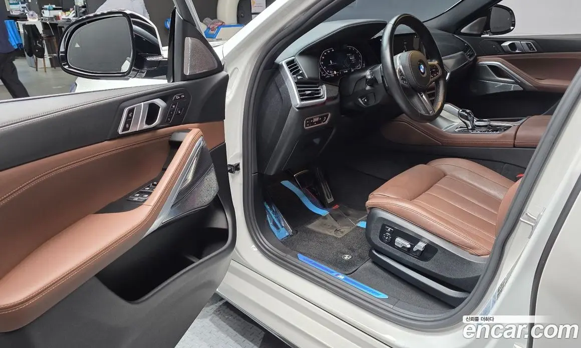 BMW X6 2021 3.0 автомат (гидро), фото 13