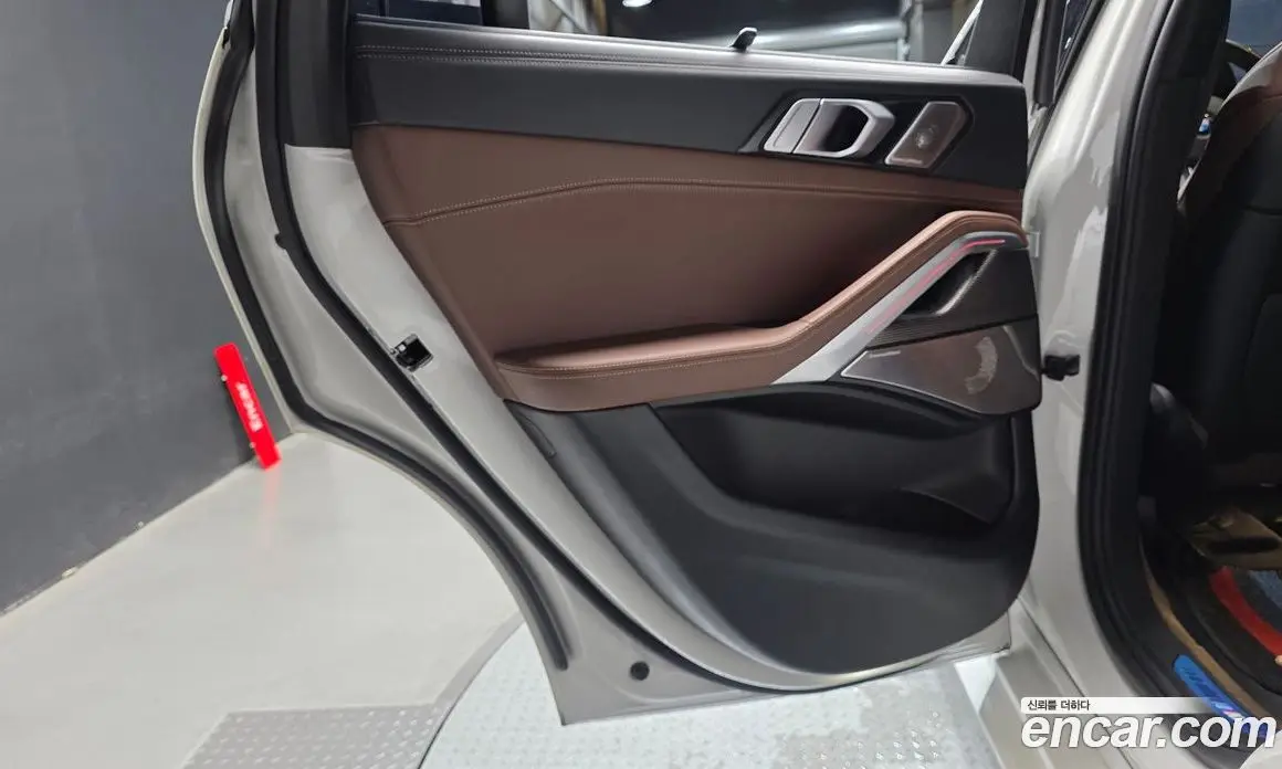 BMW X6 2021 3.0 автомат (гидро), фото 15