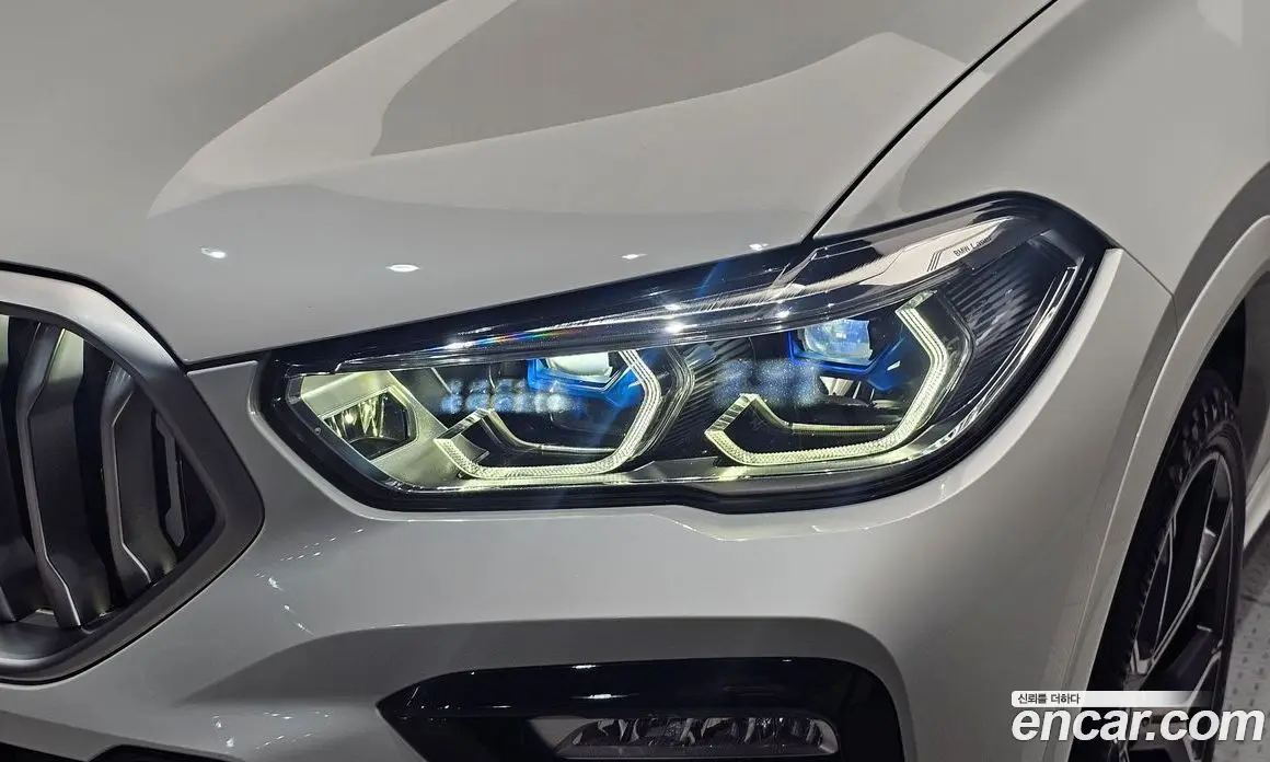 BMW X6 2021 3.0 автомат (гидро), фото 8