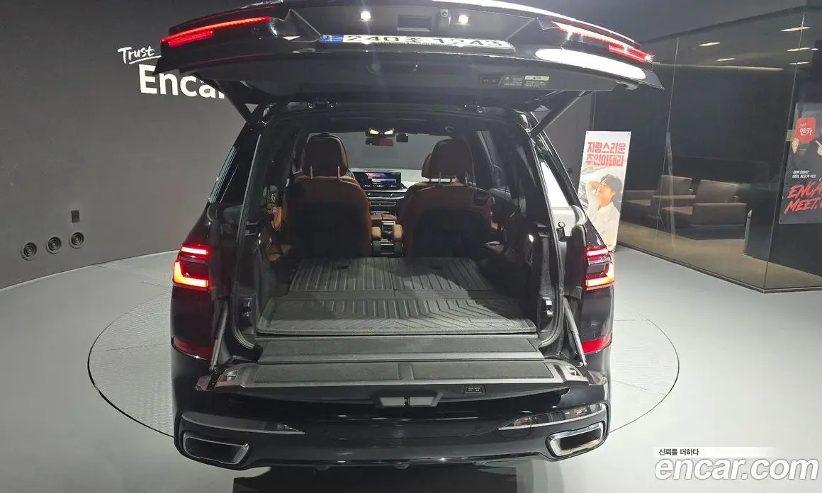 BMW X7 2023 3.0 автомат (гидро), фото 38