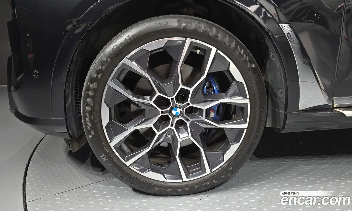 BMW X7 2023 3.0 автомат (гидро), фото 5