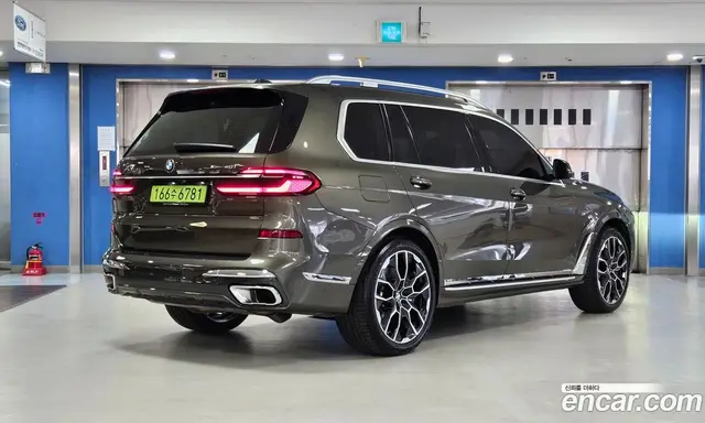 BMW X7 2026 3.0 автомат (гидро), миниатюра 2