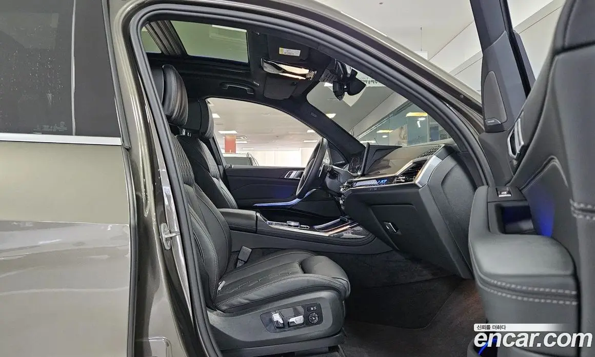 BMW X7 2026 3.0 автомат (гидро), фото 17