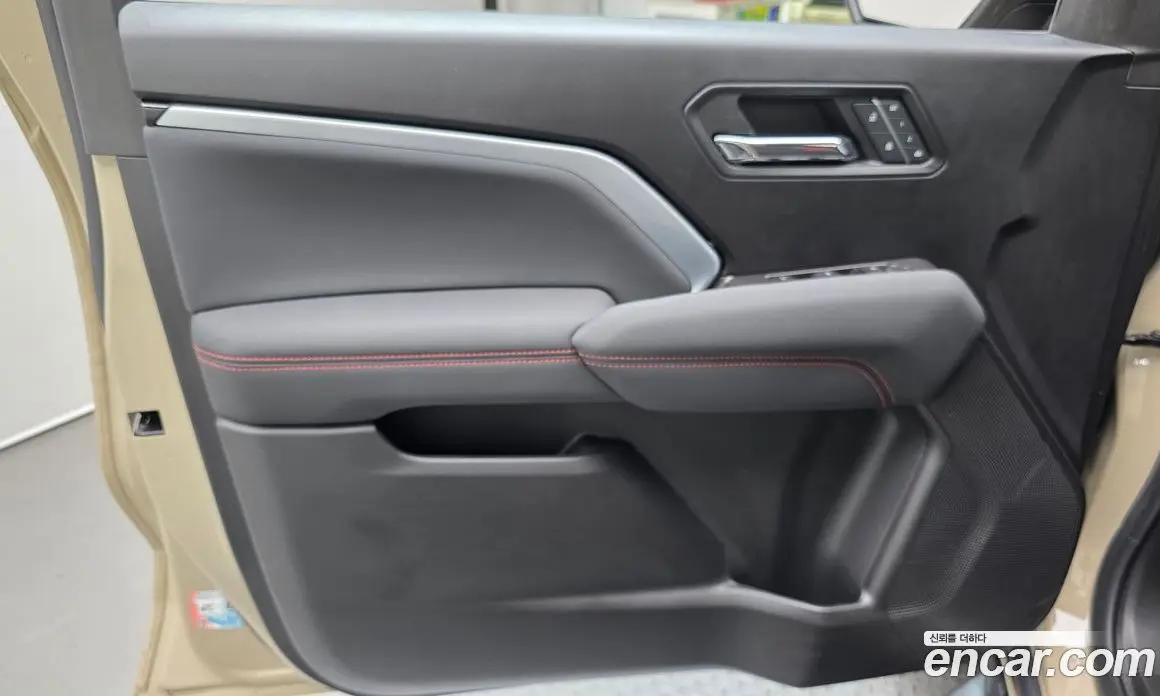 Chevrolet Colorado 2023 2.7 автомат (гидро), фото 14