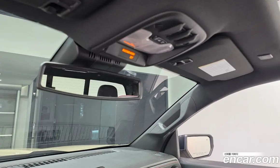 Chevrolet Colorado 2023 2.7 автомат (гидро), фото 30