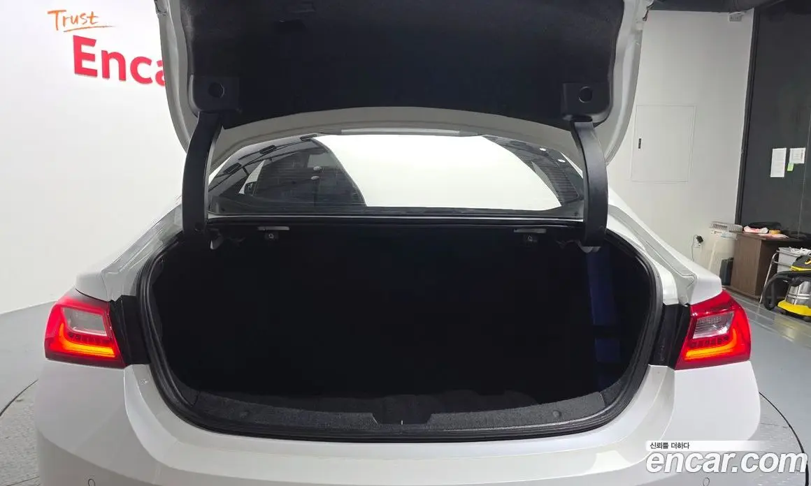 Chevrolet Malibu 2016 2.0 автомат (гидро), фото 27