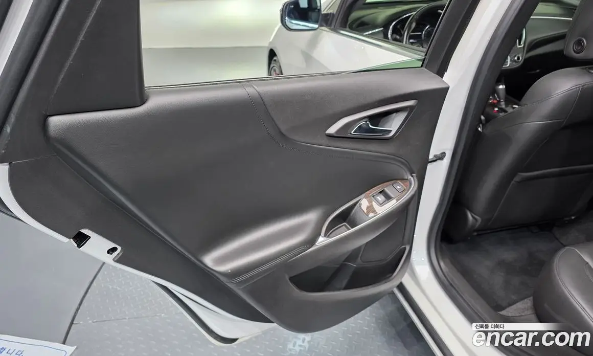 Chevrolet Malibu 2016 2.0 автомат (гидро), фото 15