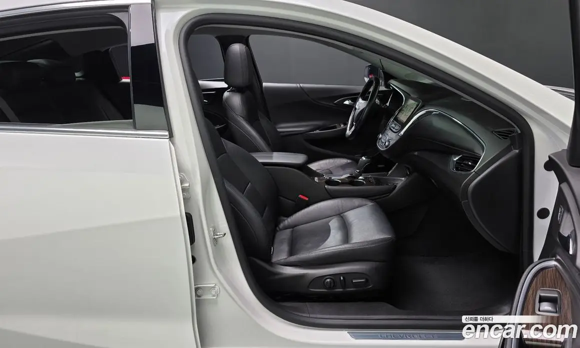 Chevrolet Malibu 2016 2.0 автомат (гидро), фото 16