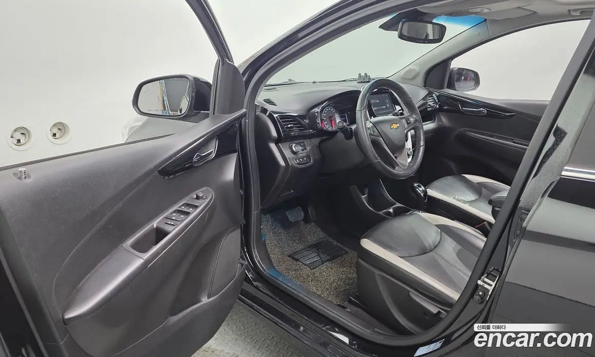 Chevrolet Spark 2017 1.0 автомат (гидро), фото 13