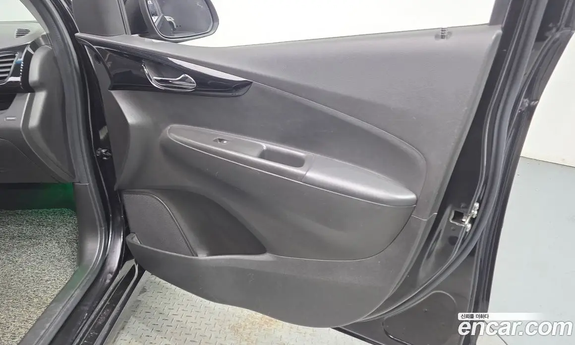 Chevrolet Spark 2017 1.0 автомат (гидро), фото 14