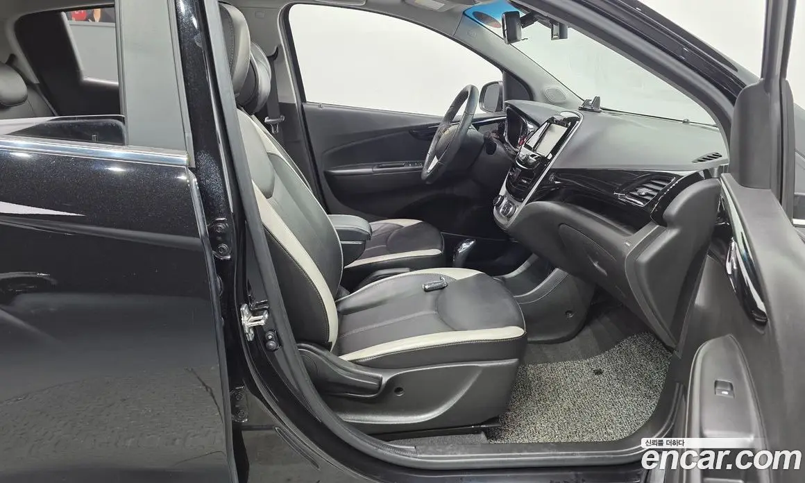 Chevrolet Spark 2017 1.0 автомат (гидро), фото 16