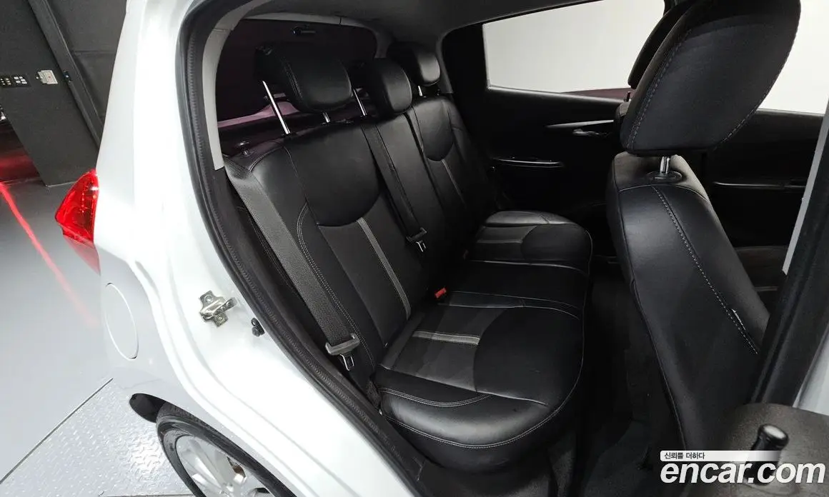 Chevrolet Spark 2019 1.0 автомат (гидро), фото 11