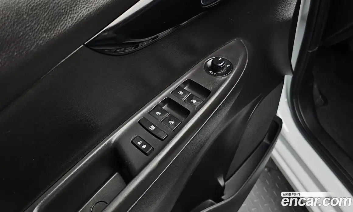 Chevrolet Spark 2019 1.0 автомат (гидро), фото 19