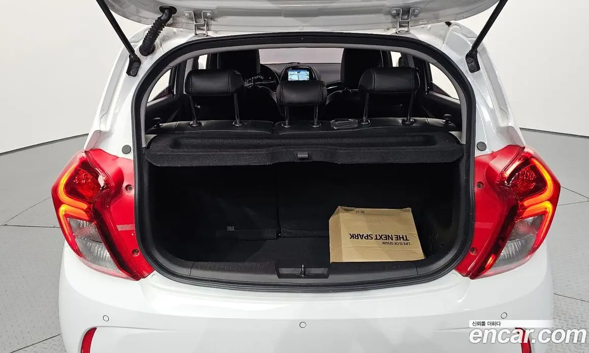 Chevrolet Spark 2019 1.0 автомат (гидро), фото 20