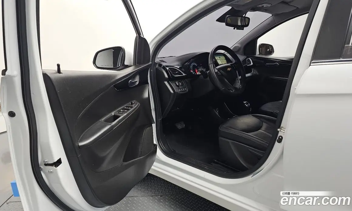 Chevrolet Spark 2019 1.0 автомат (гидро), фото 10