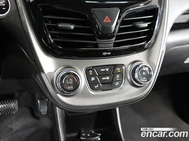 Chevrolet Spark 2020 1.0 автомат (гидро), миниатюра 10