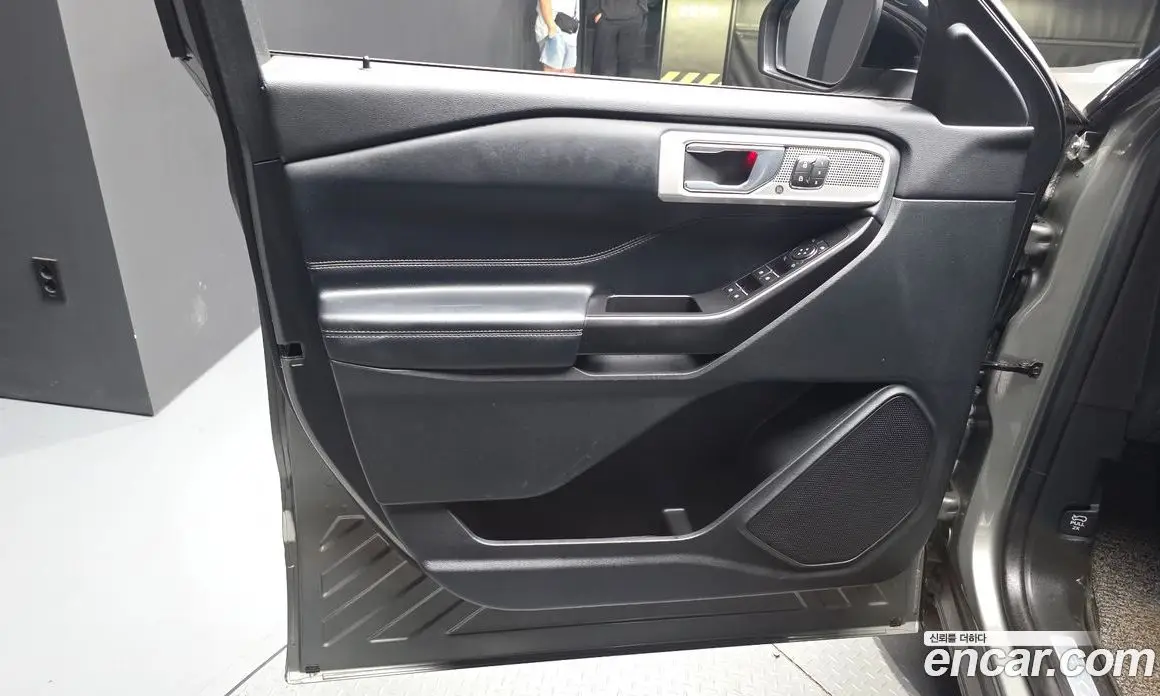 Ford Explorer 2020 2.3 автомат (гидро), фото 14