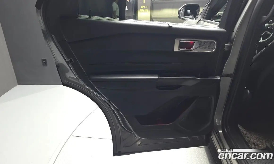 Ford Explorer 2020 2.3 автомат (гидро), фото 15