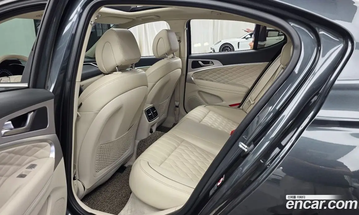 Genesis G70 2019 2.0 автомат (гидро), фото 16