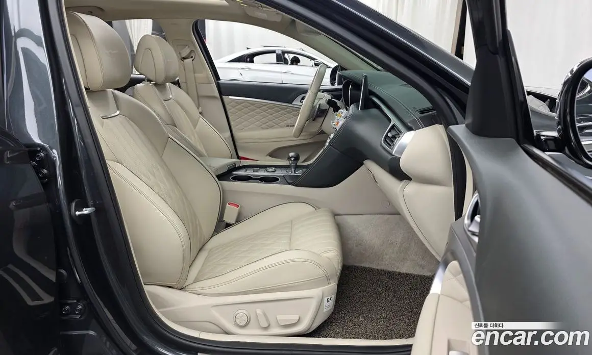 Genesis G70 2019 2.0 автомат (гидро), фото 17