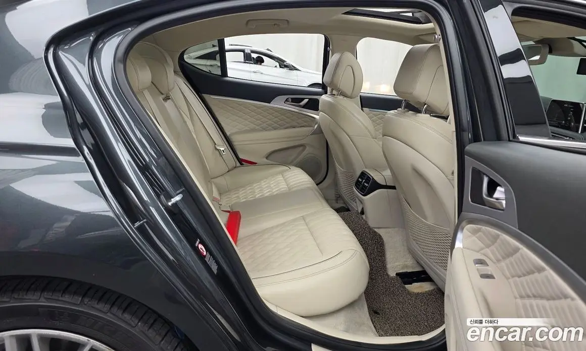 Genesis G70 2019 2.0 автомат (гидро), фото 18