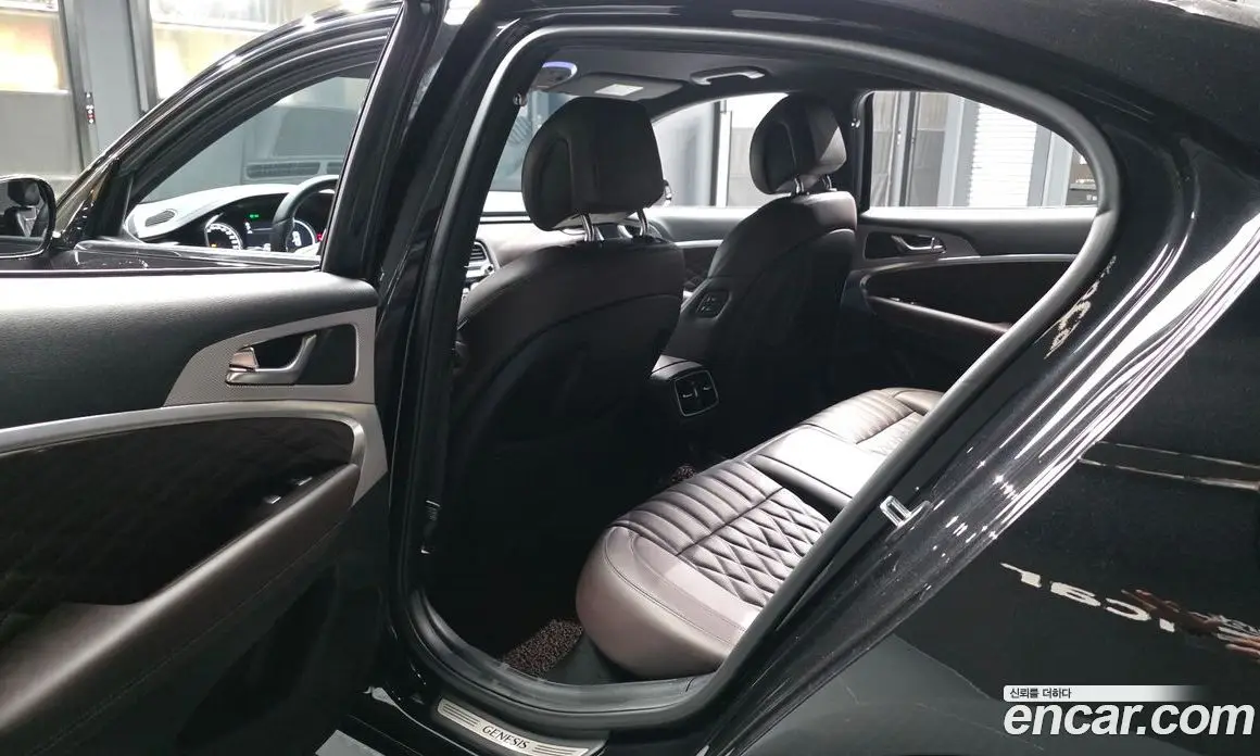 Genesis G70 2021 2.0 автомат (гидро), фото 16