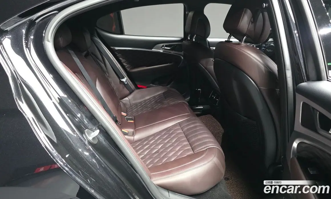 Genesis G70 2021 2.0 автомат (гидро), фото 18