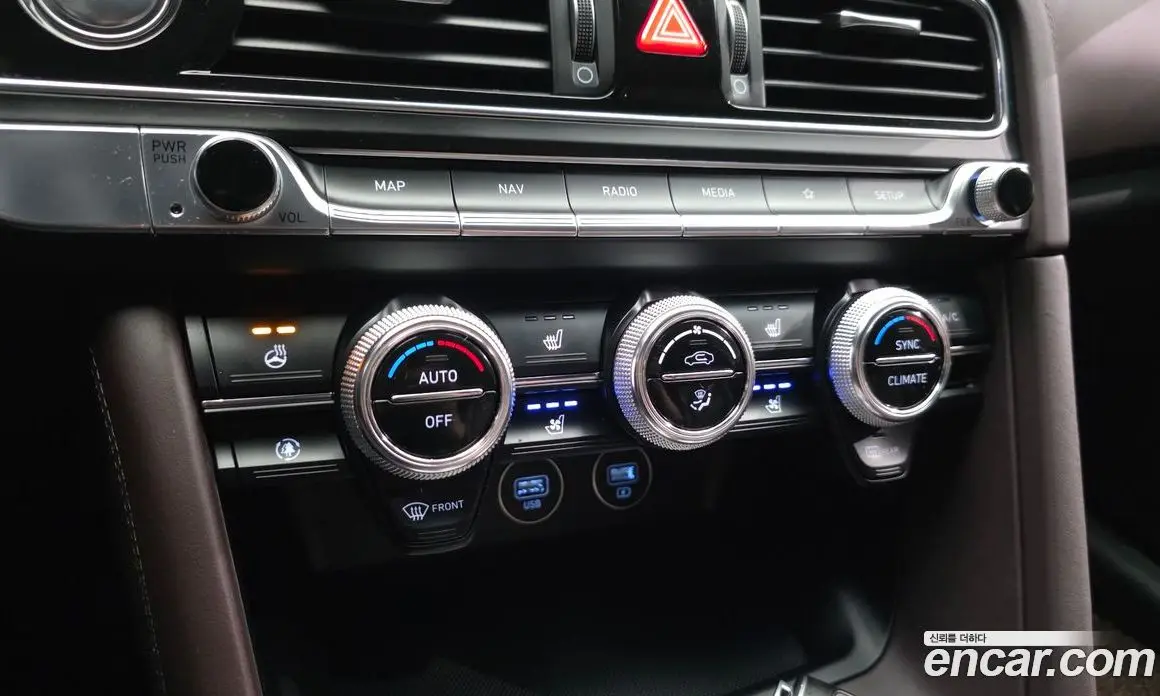 Genesis G70 2021 2.0 автомат (гидро), фото 24