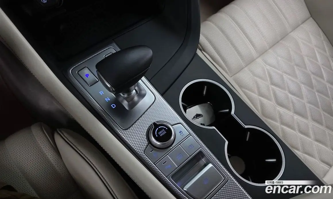 Genesis G70 2023 2.0 автомат (гидро), фото 12