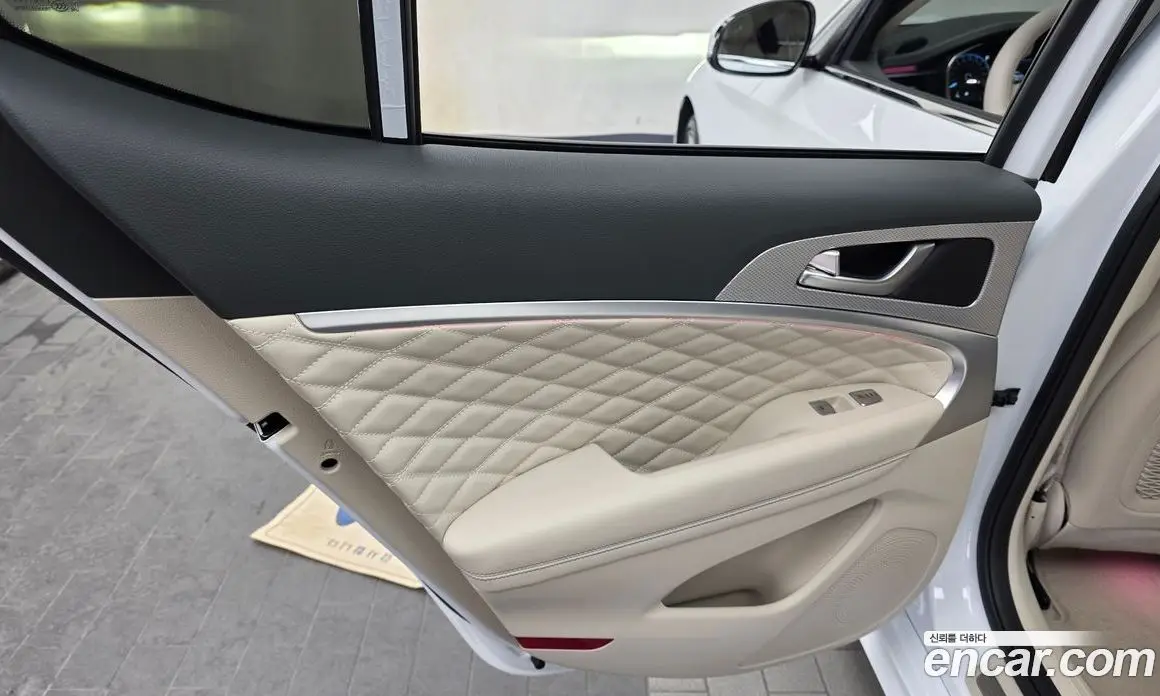 Genesis G70 2023 2.0 автомат (гидро), фото 15