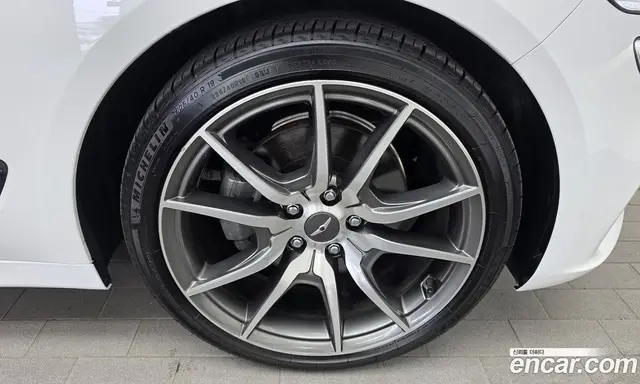 Genesis G70 2023 2.0 автомат (гидро), миниатюра 7