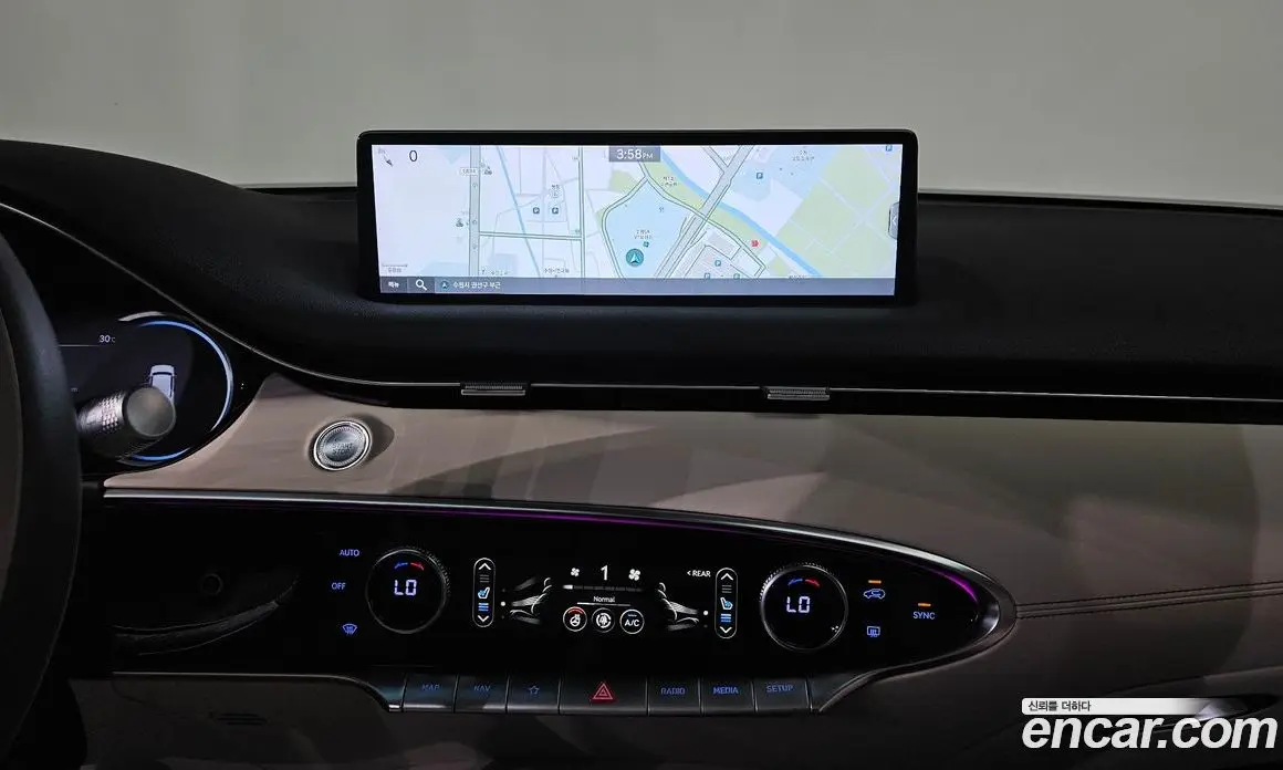 Genesis GV70 2021 2.5 автомат (гидро), фото 18