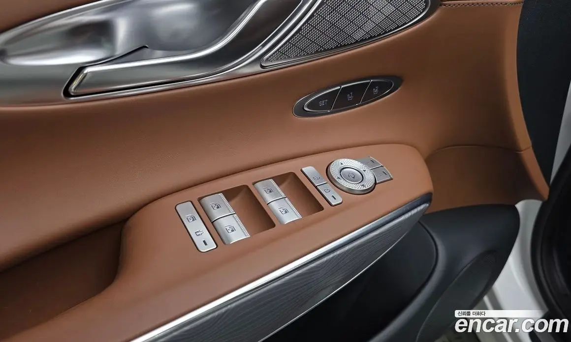 Genesis GV70 2022 2.5 автомат (гидро), фото 30