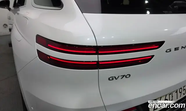 Genesis GV70 2022 2.5 автомат (гидро), миниатюра 9