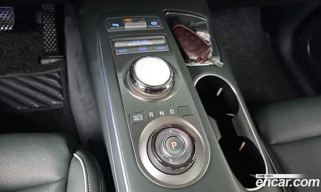 Genesis GV70 2022 0.1 автомат (гидро), миниатюра 11