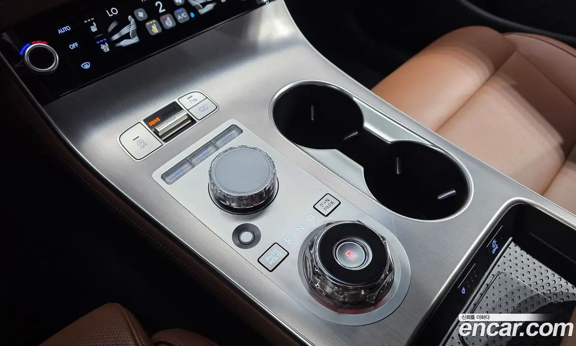 Genesis GV70 2024 2.5 автомат (гидро), фото 12