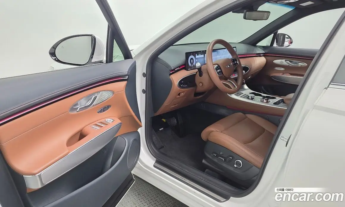 Genesis GV70 2024 2.5 автомат (гидро), фото 13