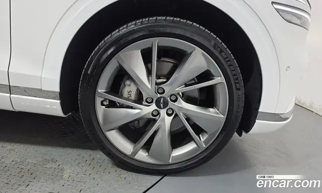 Genesis GV70 2024 2.5 автомат (гидро), миниатюра 7