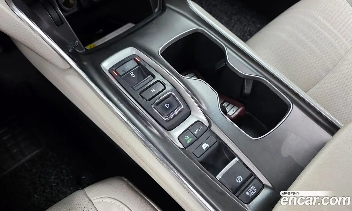 Honda Accord 2018 2.0 автомат (гидро), фото 12