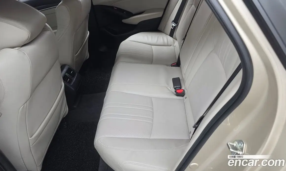 Honda Accord 2018 2.0 автомат (гидро), фото 16