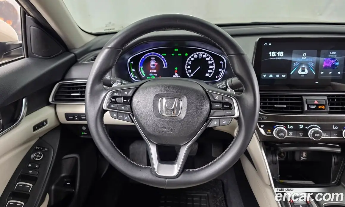 Honda Accord 2018 2.0 автомат (гидро), фото 19