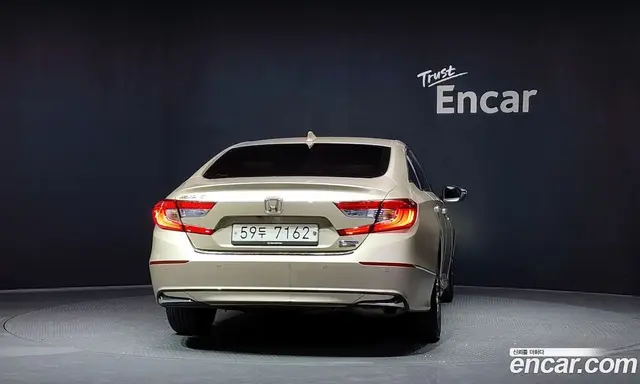 Honda Accord 2018 2.0 автомат (гидро), миниатюра 4