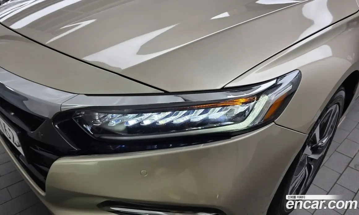 Honda Accord 2018 2.0 автомат (гидро), фото 8