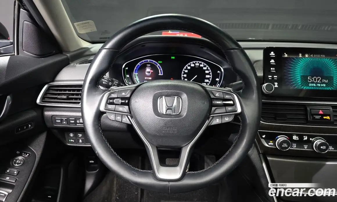 Honda Accord 2019 2.0 автомат (гидро), фото 13