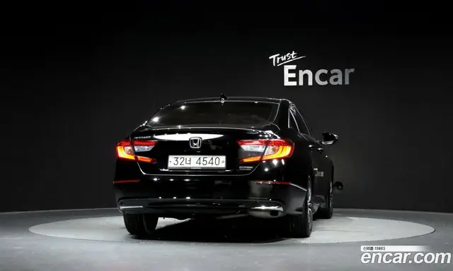 Honda Accord 2019 2.0 автомат (гидро), миниатюра 4
