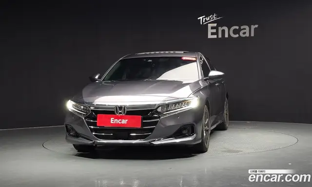 Honda Accord 2021 1.5 автомат (гидро), миниатюра 2