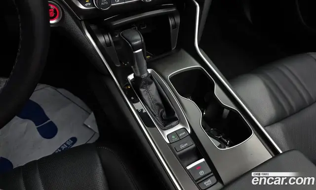 Honda Accord 2021 1.5 автомат (гидро), миниатюра 11