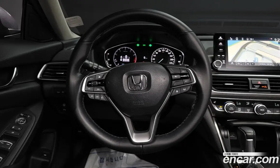 Honda Accord 2021 1.5 автомат (гидро), фото 18