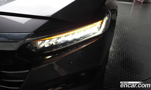Honda Accord 2021 1.5 автомат (гидро), миниатюра 7